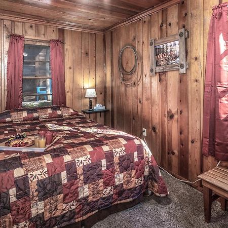 Apache Village 5, Queen Bed, Midtown, Sleeps 2 Ruidoso Exteriér fotografie