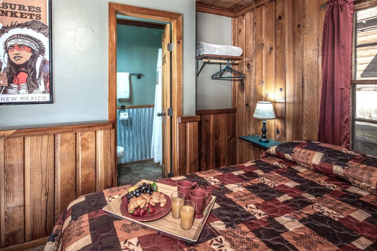 Apache Village 5, Queen Bed, Midtown, Sleeps 2 Ruidoso Exteriér fotografie